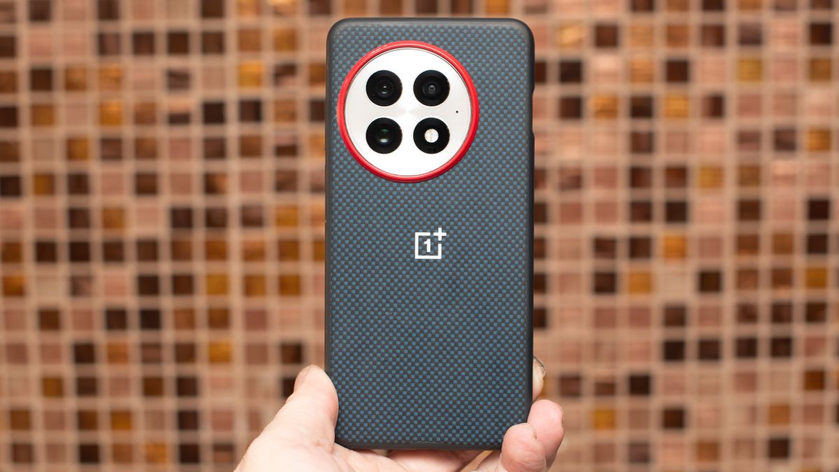 OnePlus' rumored “mini” flagship could possibly be the ultimate nail within the coffin for small Android telephones